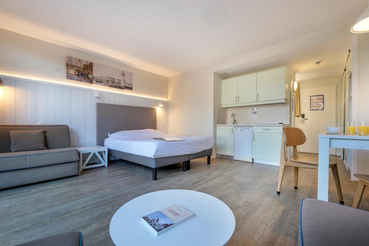 Saint-Martin-de-Ré Residence Pierre & Vacances Le Palais Des Gouverneurs מראה חיצוני תמונה