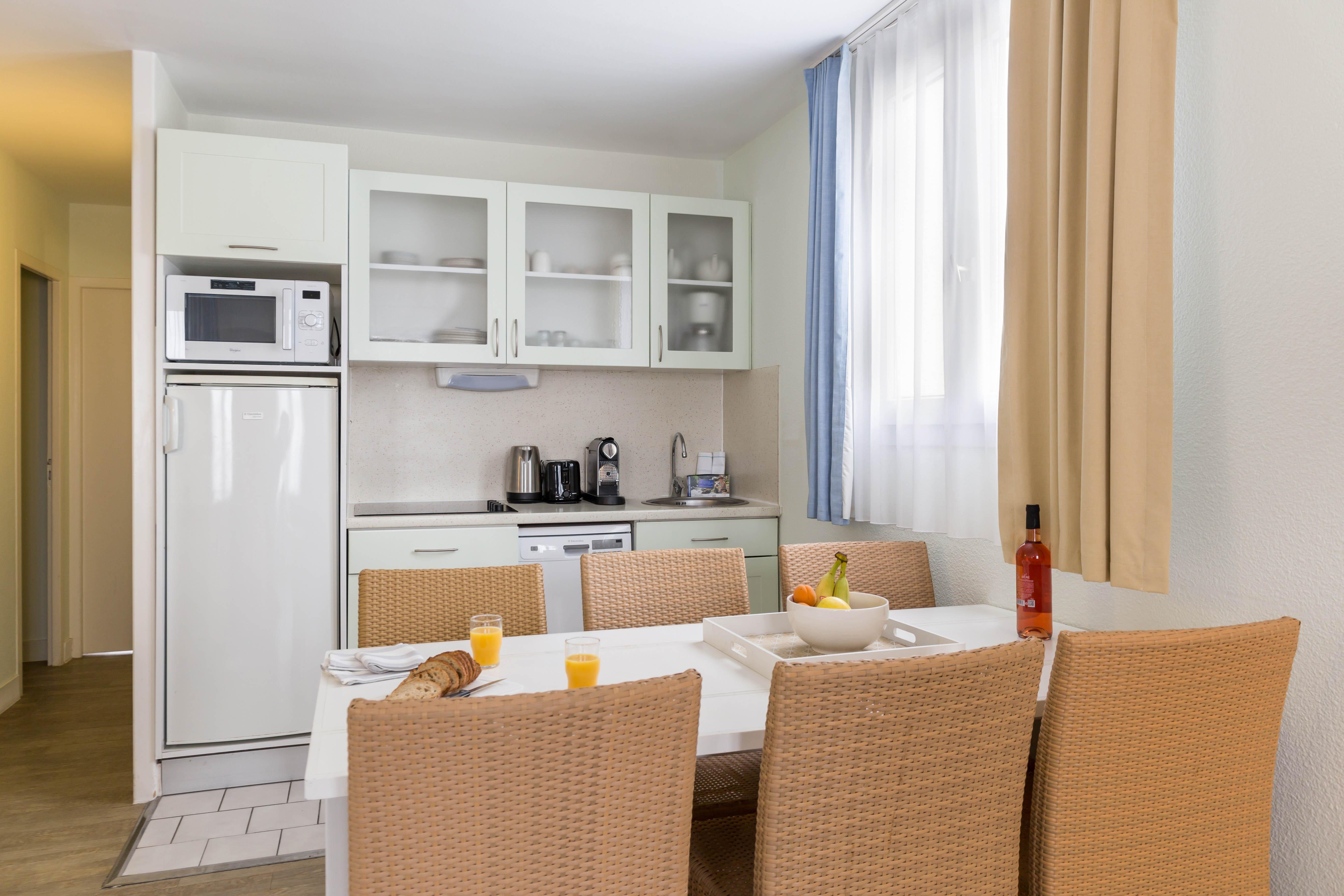 Saint-Martin-de-Ré Residence Pierre & Vacances Le Palais Des Gouverneurs מראה חיצוני תמונה