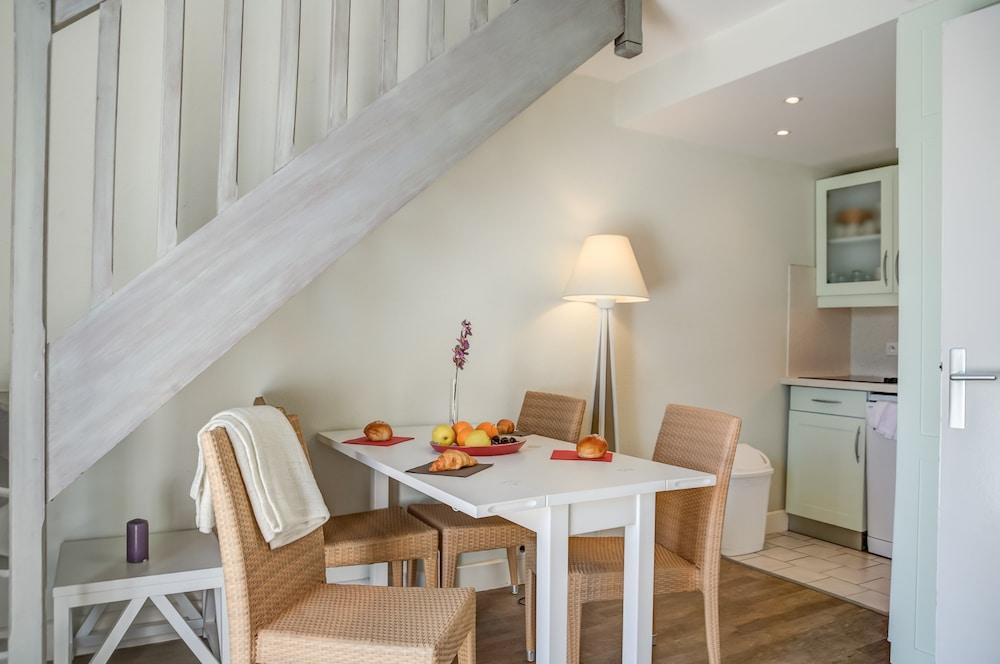 Saint-Martin-de-Ré Residence Pierre & Vacances Le Palais Des Gouverneurs מראה חיצוני תמונה